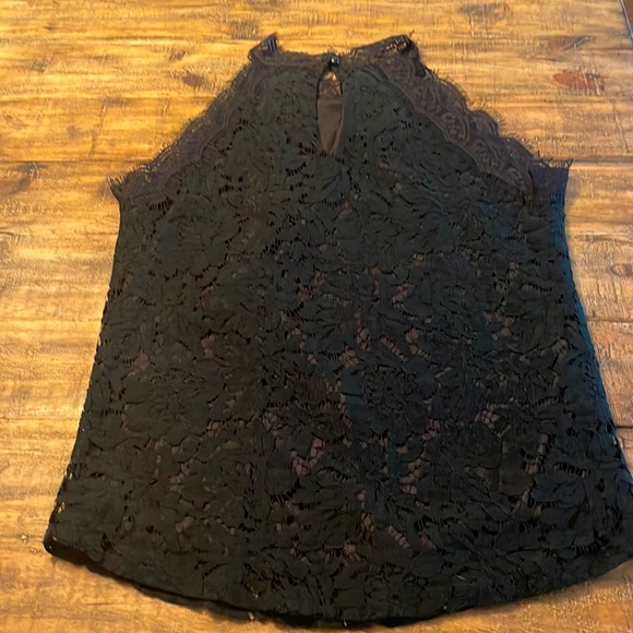 Floral lace halter style blouse. Boutique find. - Picture 6 of 6